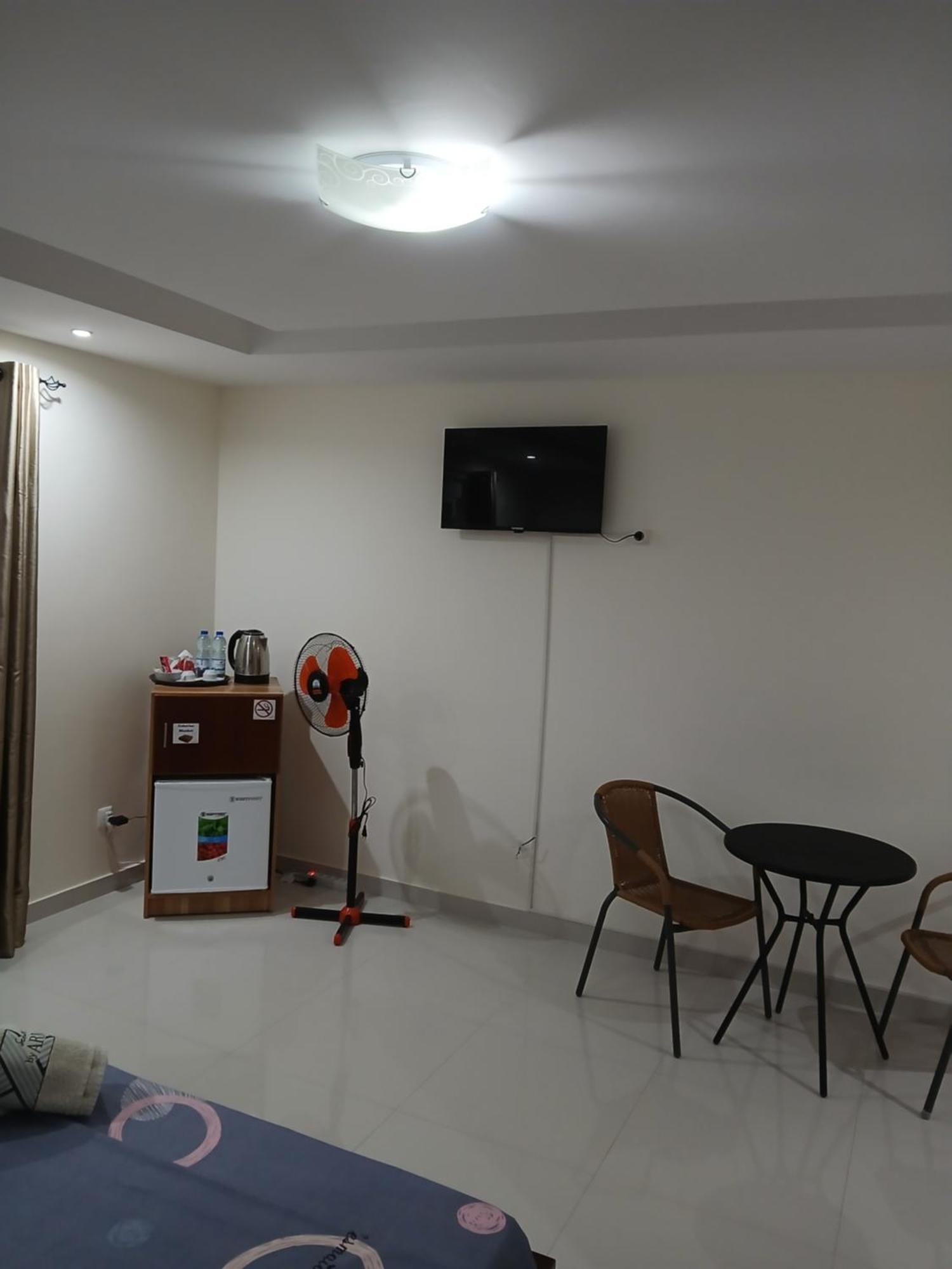 Hotel Nifa House à Espargos Extérieur photo
