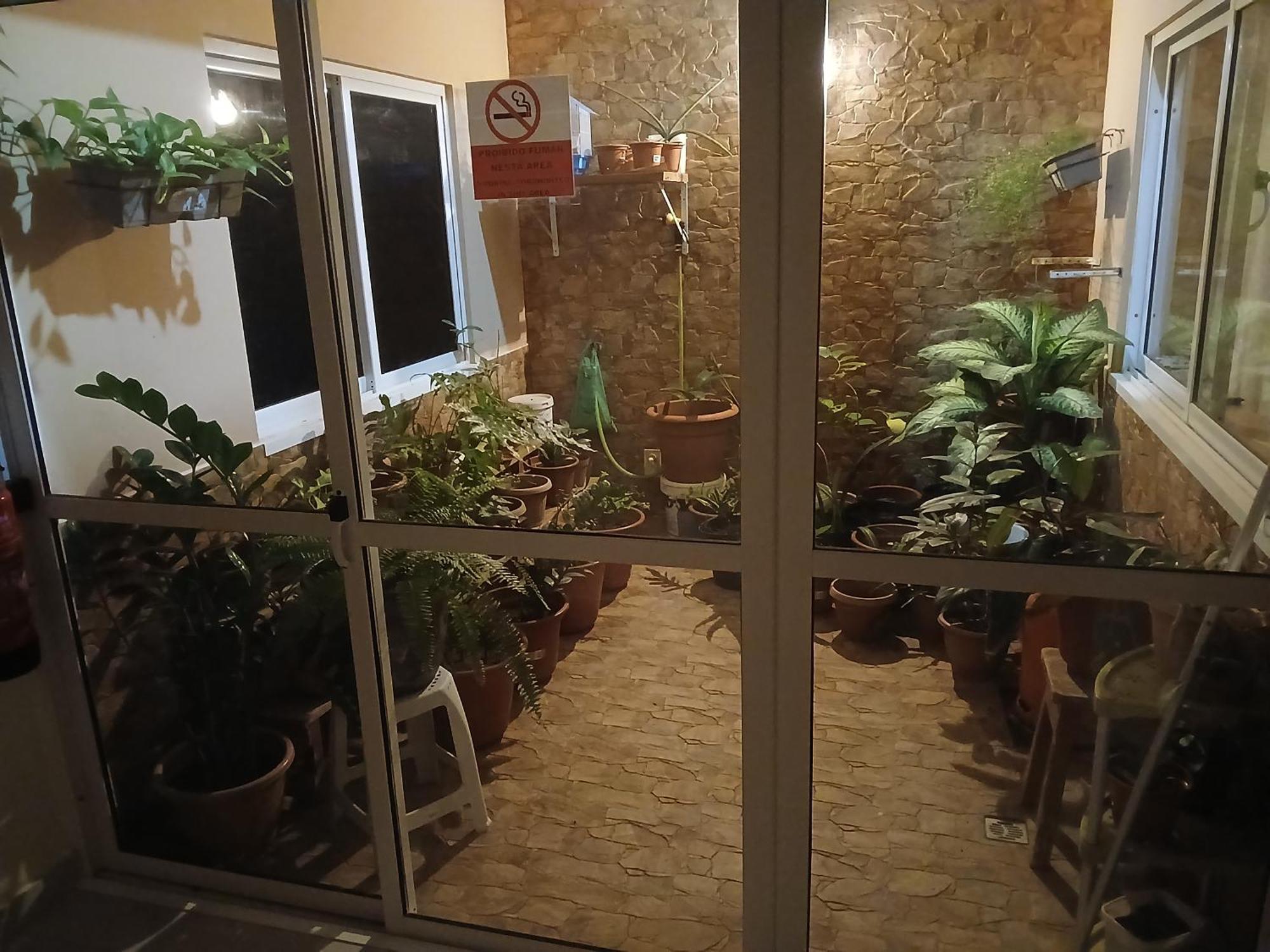 Hotel Nifa House à Espargos Extérieur photo